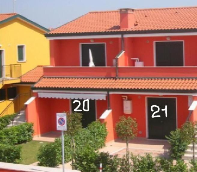 Iris 20 In Posizione Strategica, Indipendente, All'Interno Del Villaggio Dei Fiori กาออร์เล ภายนอก รูปภาพ